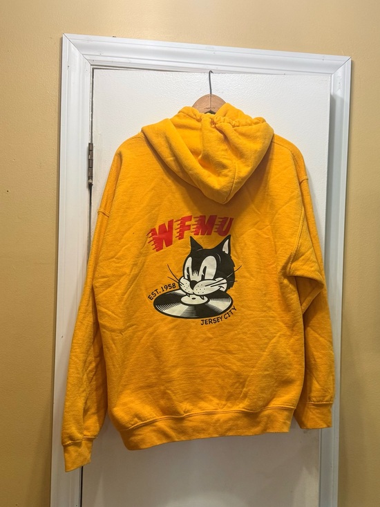 Gildan Other - Gildan Yellow WFMU Radio Graphic Hoodie!